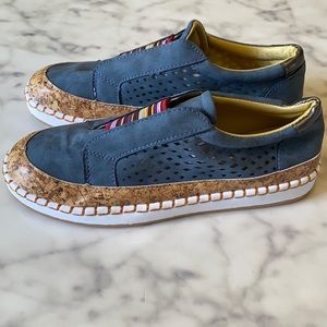 Women’s slip on multi-color shoe